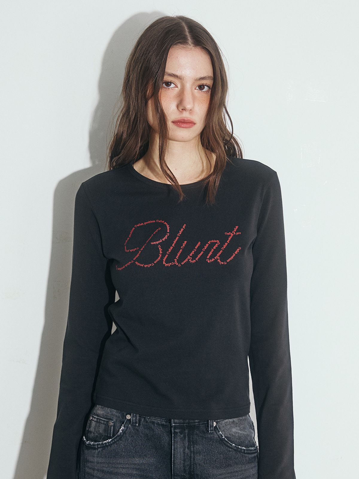 오피쉬(OAFISH) BLURT LETTERING LONG SLEEVE, BLACK