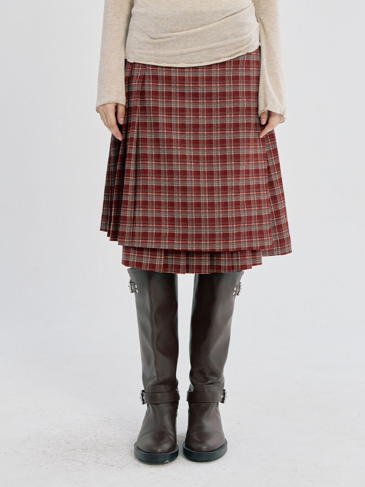 오피쉬(OAFISH) LAYERED CHECK PLEATS WRAP SKIRT, RED