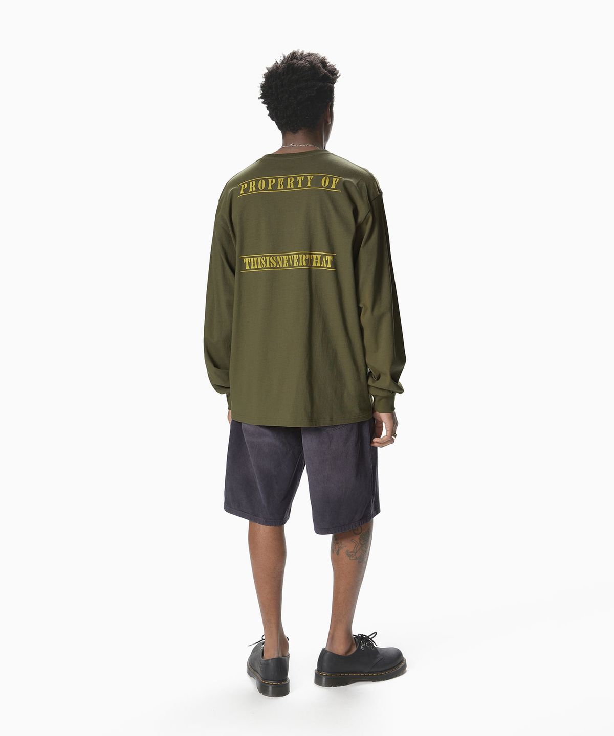 디스이즈네버댓(THISISNEVERTHAT) Monogram L/S Tee Olive