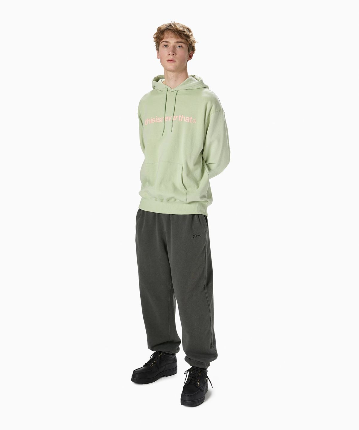 디스이즈네버댓(THISISNEVERTHAT) T-Logo LT Hoodie Light Sage