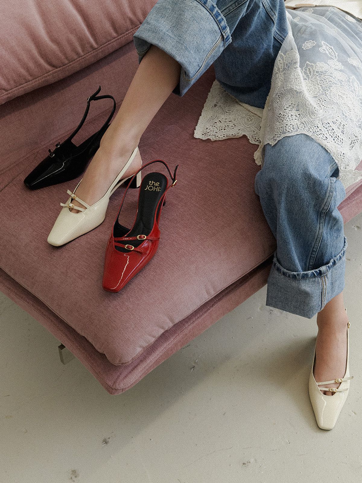 더조히(THE JOHI) Diagonal Buckle Strap Slingback_3 COLORS