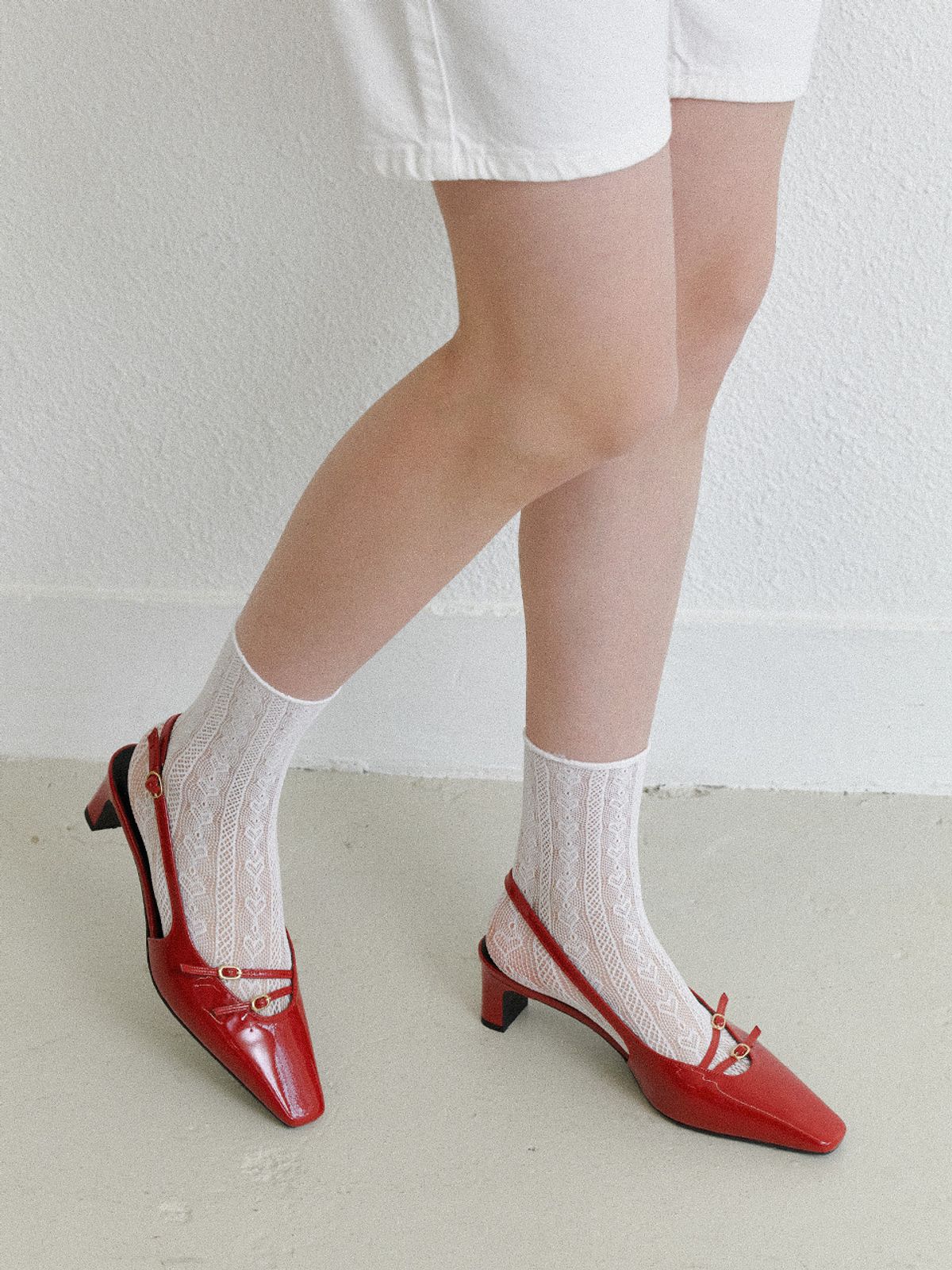 더조히(THE JOHI) Diagonal Buckle Strap Slingback_3 COLORS