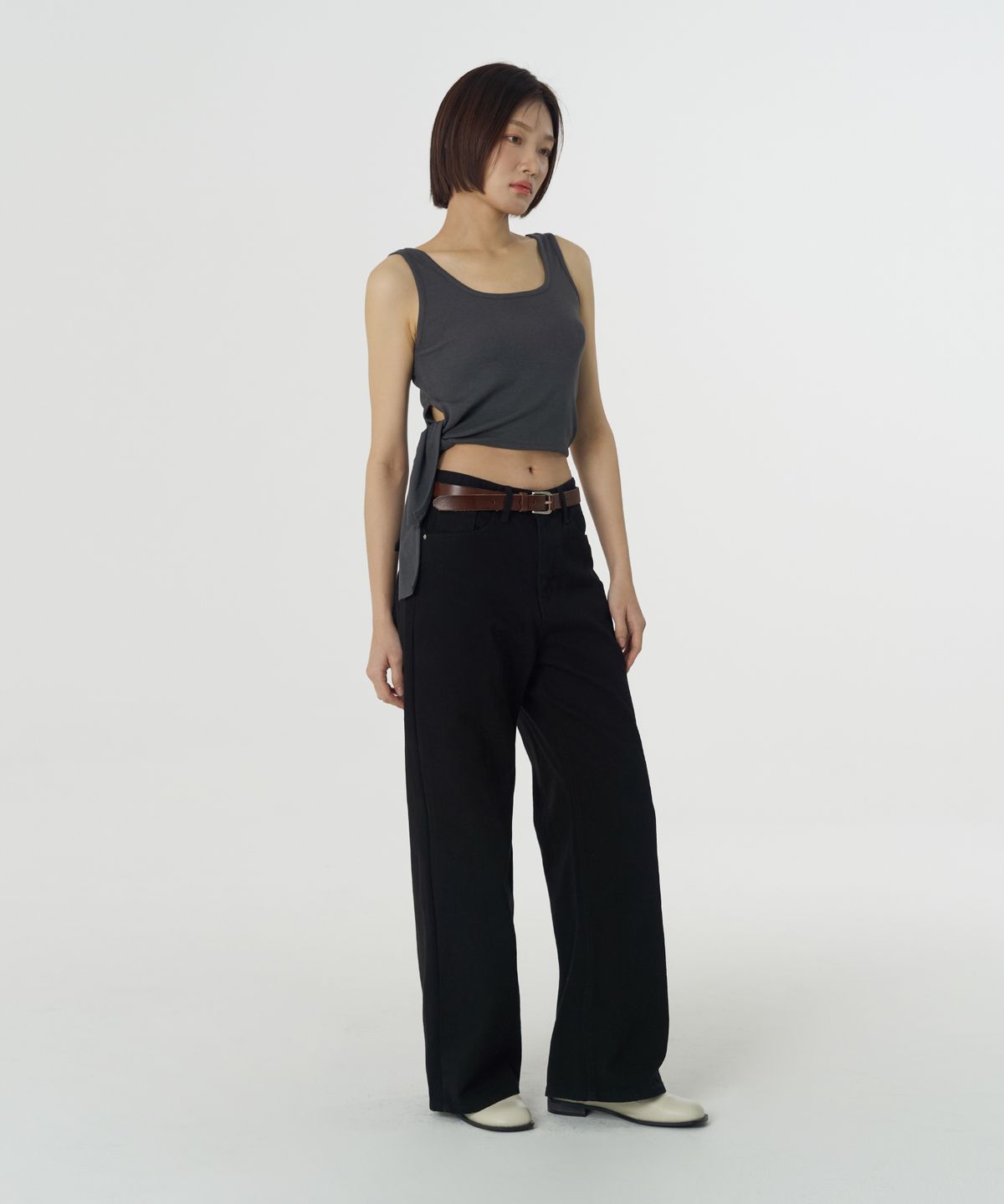 줄리아페페(JULIAPEPE) Unbalanced Slit Tank Top (Charcoal)