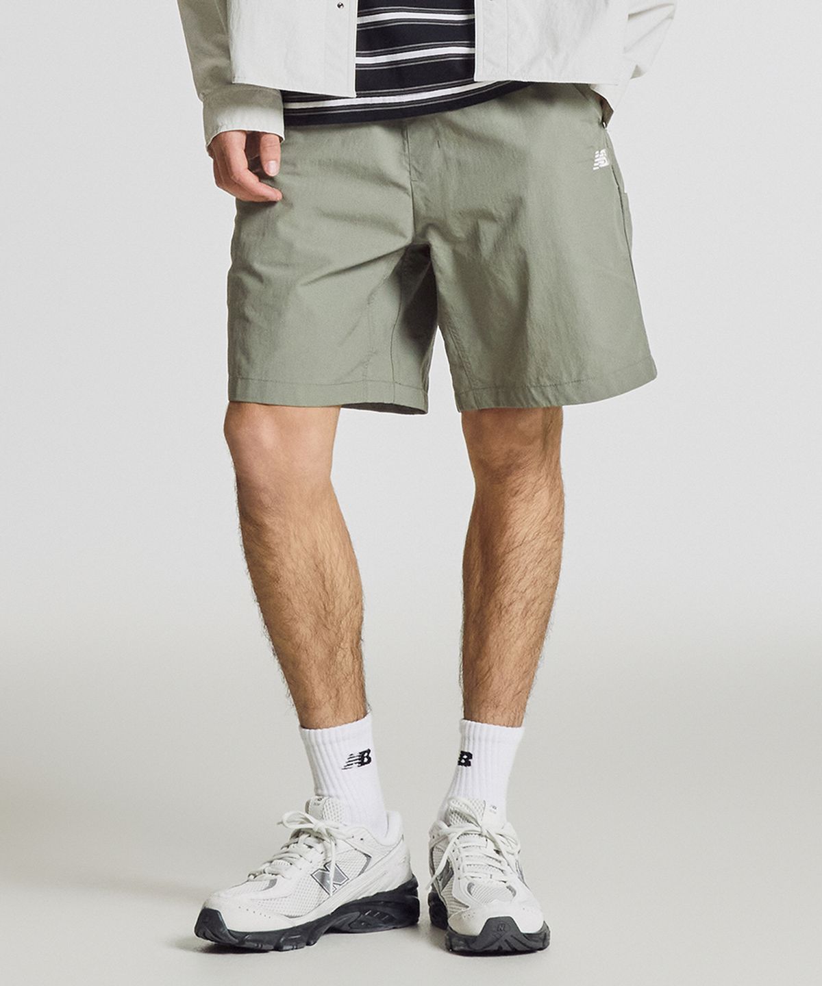 뉴발란스(NEW BALANCE) NBNVG31443 / UNI 헤리티지 4.5부 쇼츠 (KHAKI)