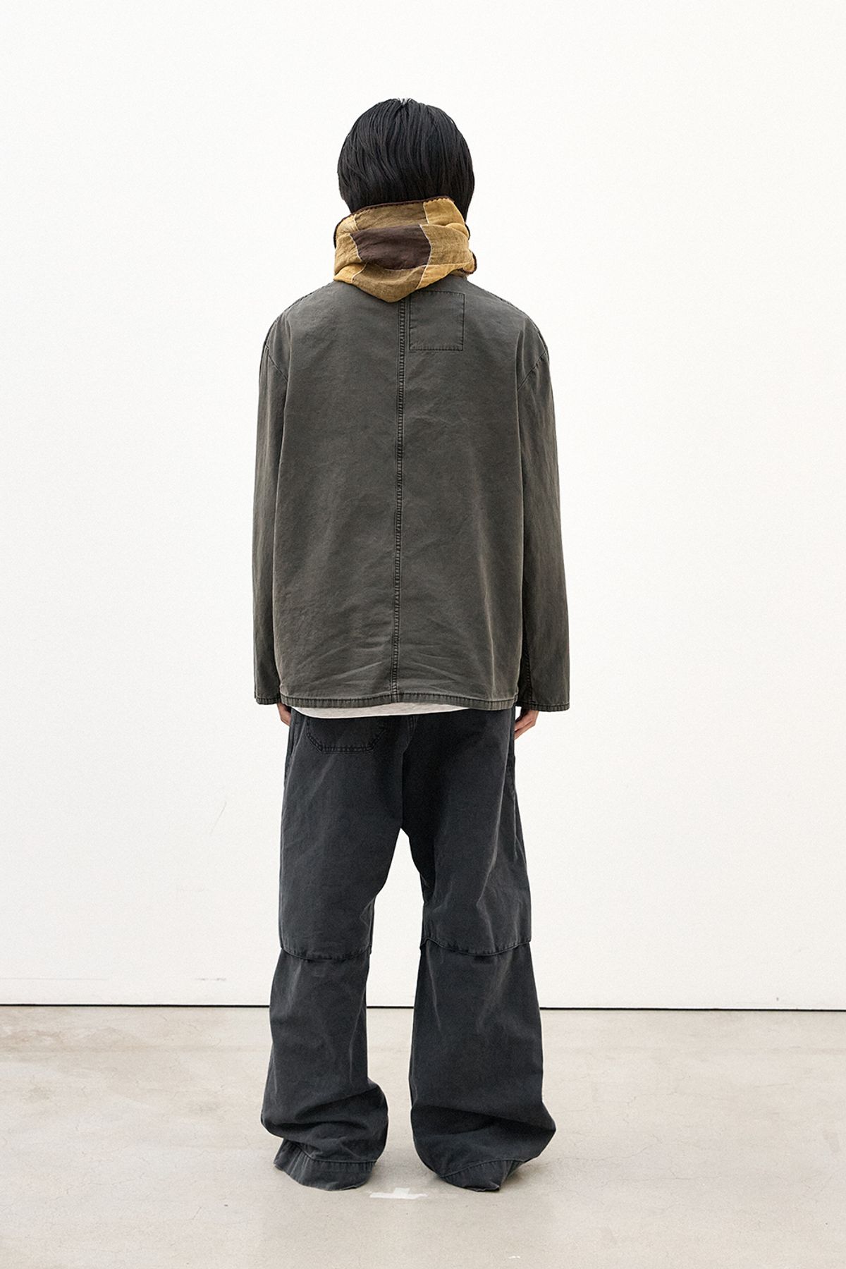 해칭룸(HATCHINGROOM) Chore Jacket Charcoal