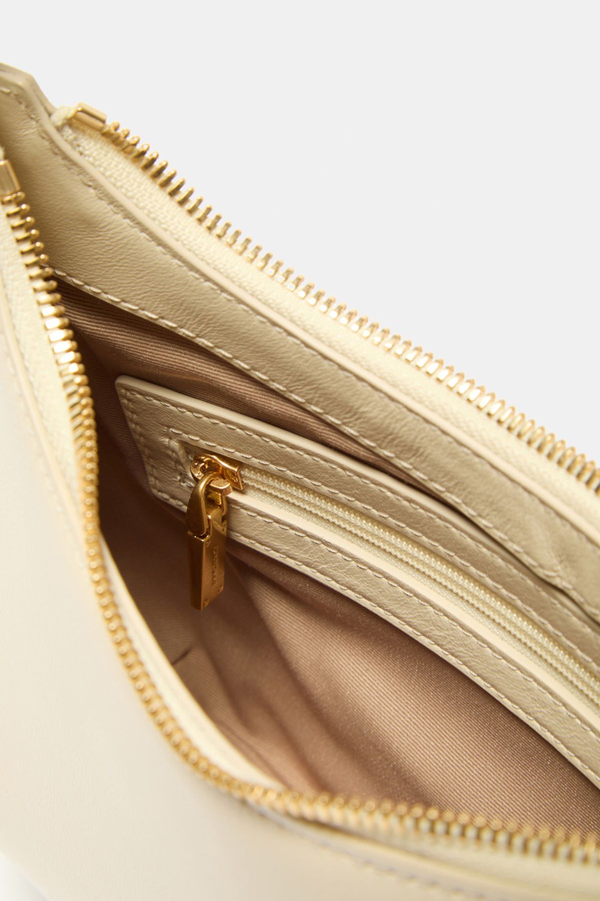 쿠론(COURONNE) Delica Shoulder 27_RCBSX25148IVD