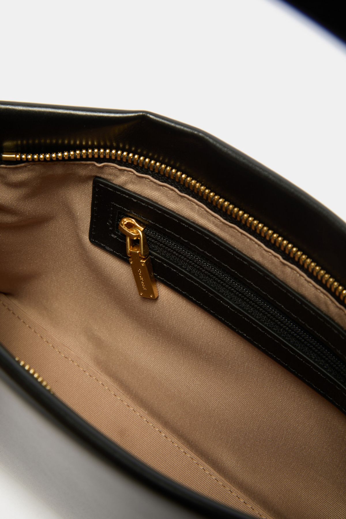 쿠론(COURONNE) Delica Shoulder 32_RCBSX25147BKX