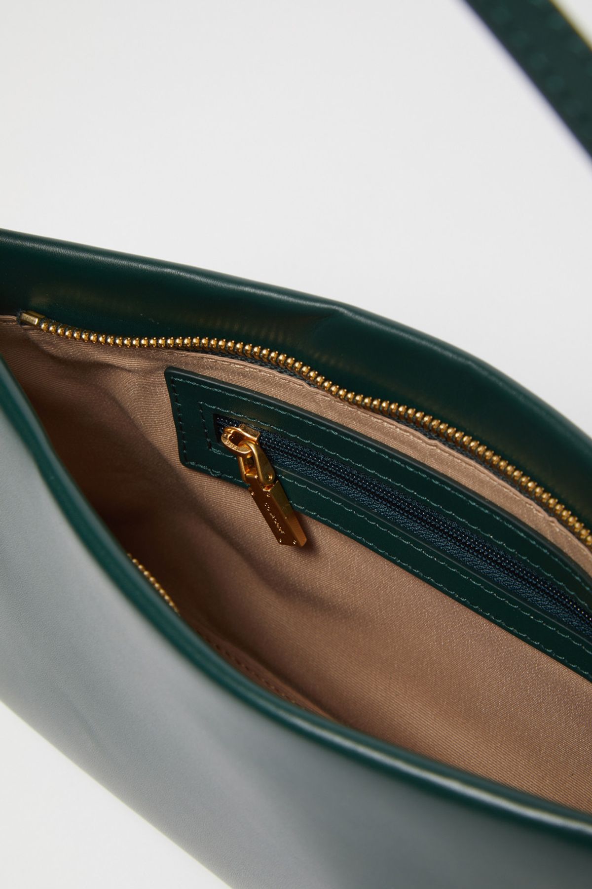 쿠론(COURONNE) Delica Shoulder 32_RCBSX25147GRD