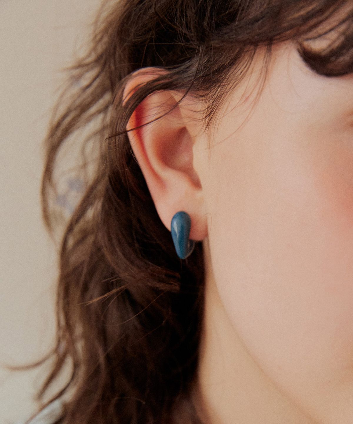 어다울(ADAUL) Pod acrylic earring - 2color