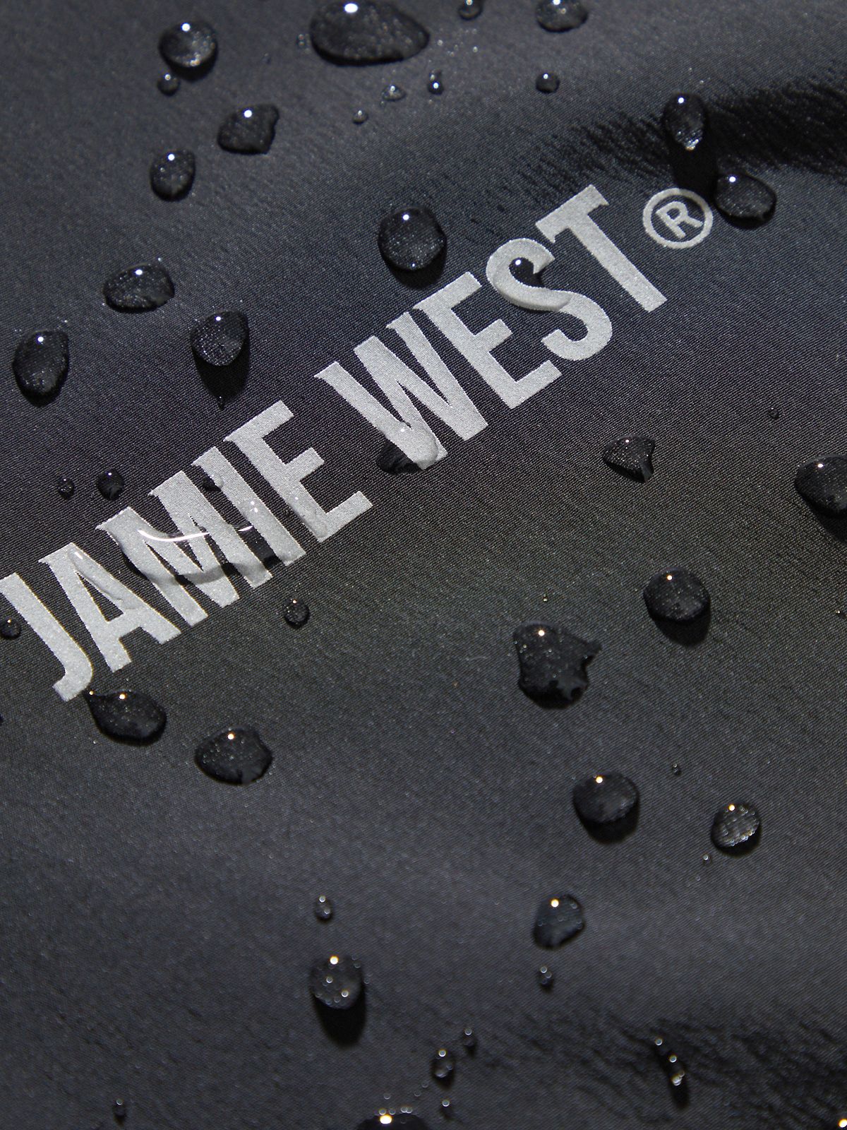 제이미웨스트(JAMIE WEST) NO.9 하이넥 패커블 윈드브레이커 (블랙)
