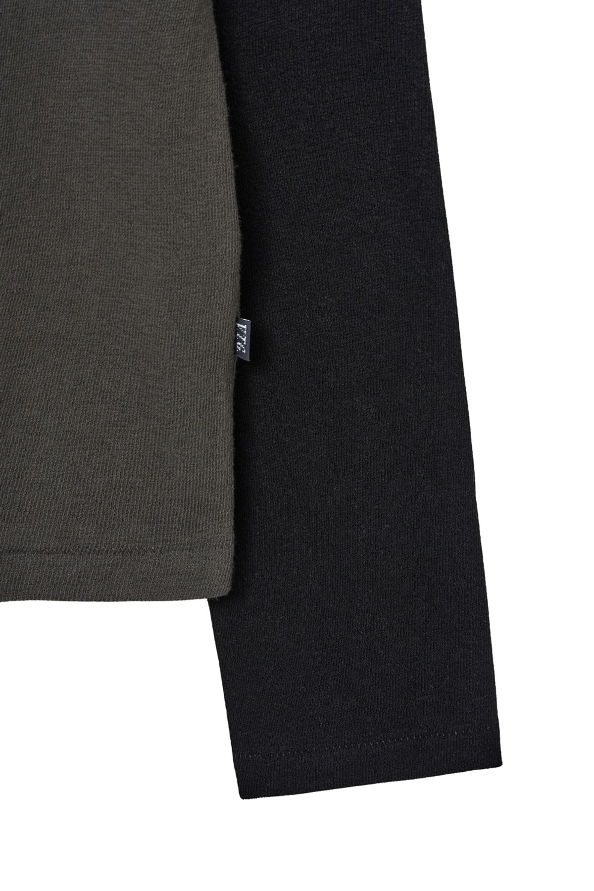 해칭룸(HATCHINGROOM) Raglan Tee Black/Moss Charcoal