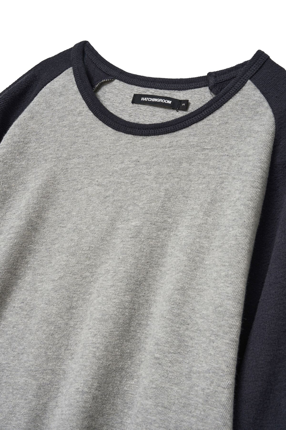 해칭룸(HATCHINGROOM) Raglan Tee Blue Charcoal/M.Grey