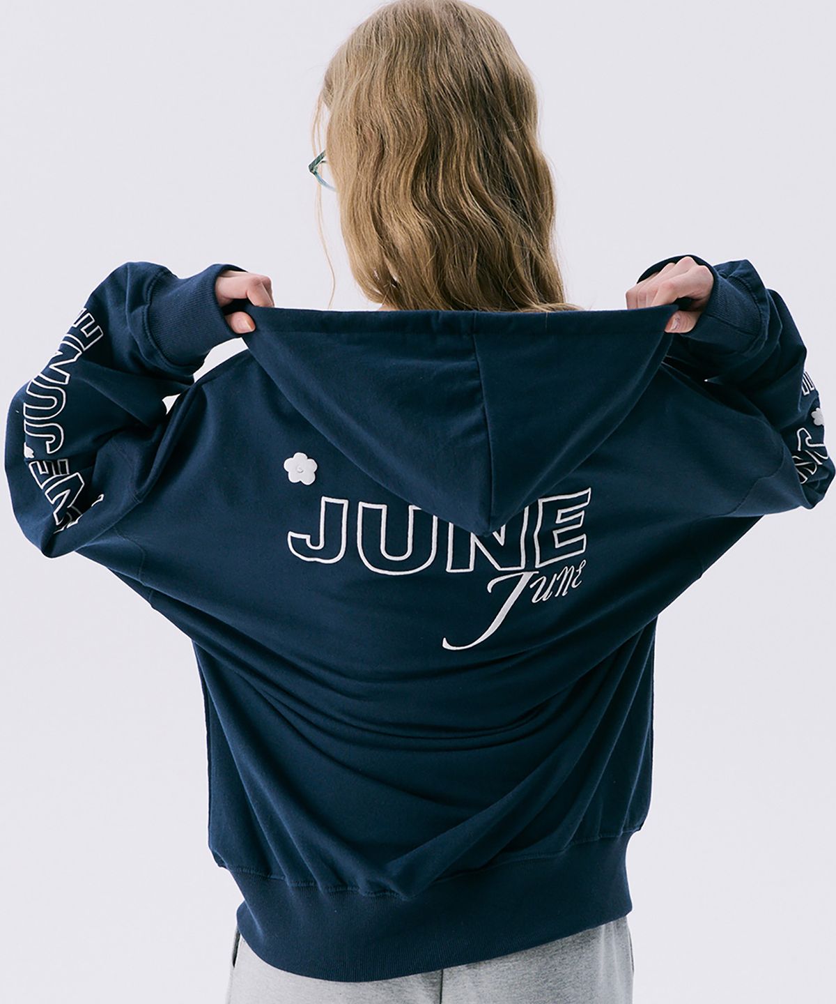 준준스페이스(JUNEJUNE SPACE) VOL11.Boxy Hood Zip-up_Navy(VOL11.박시후드 집업_네이비)