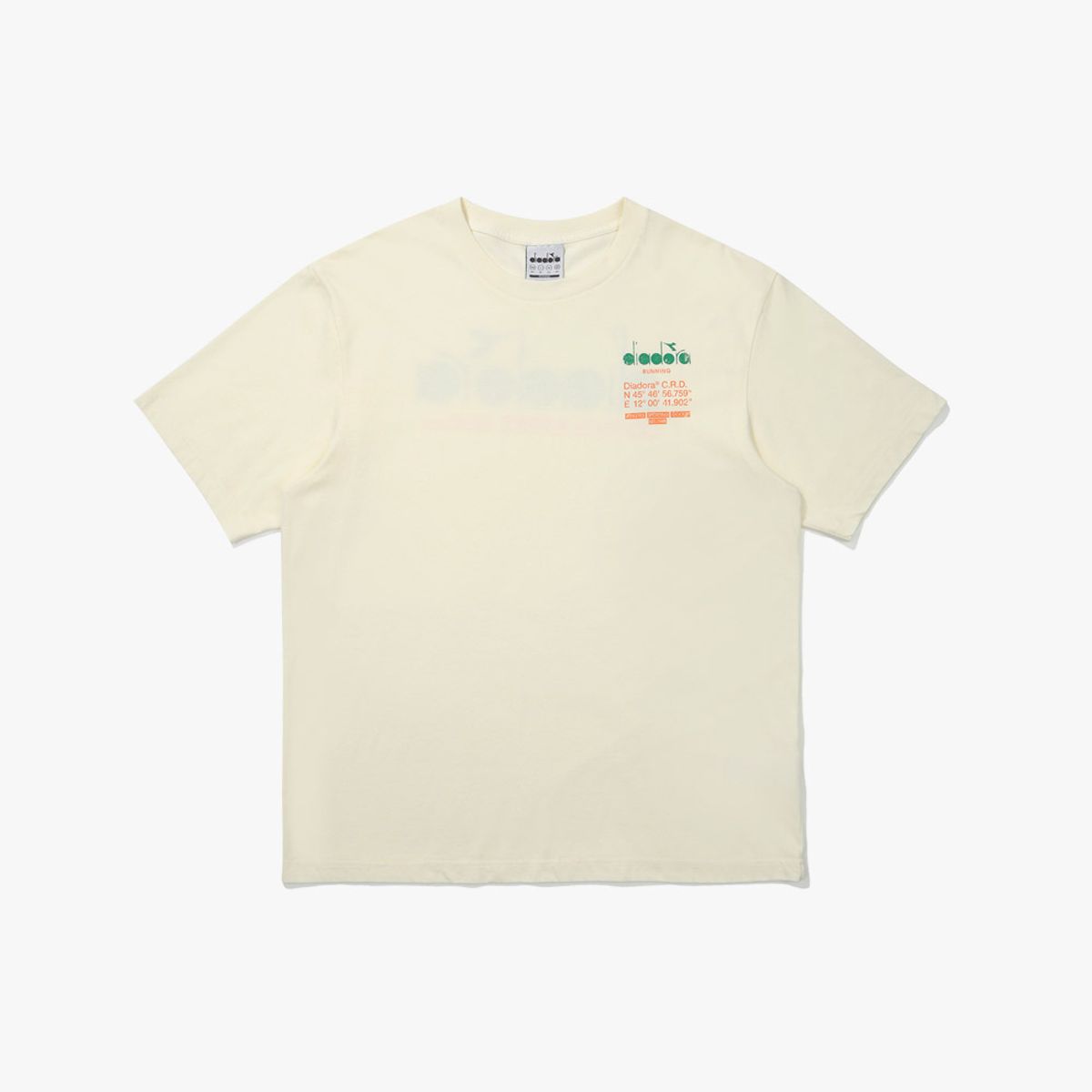 디아도라(diadora) 가먼트다잉 그래픽 반팔 티셔츠 IVORY