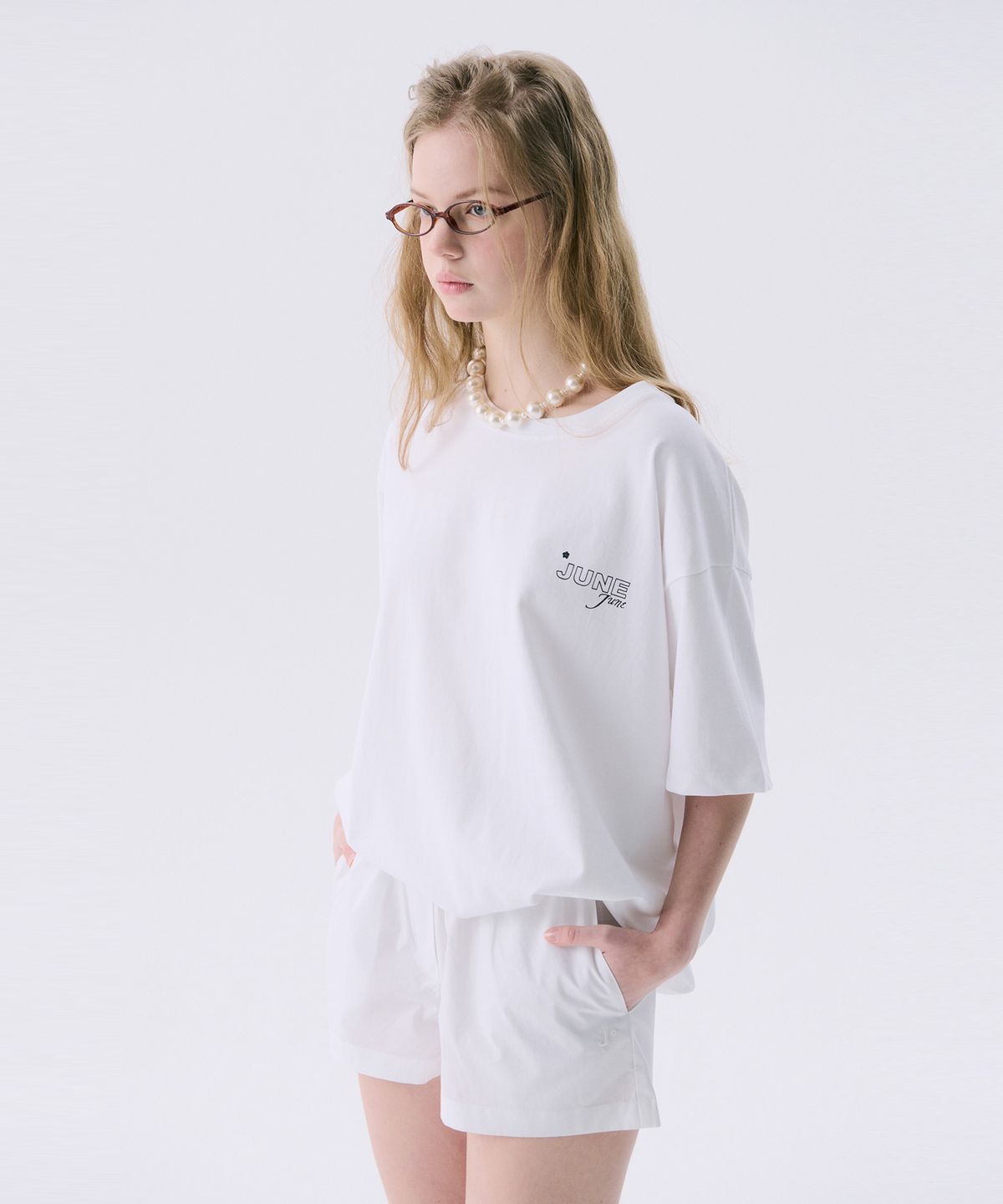 준준스페이스(JUNEJUNE SPACE) VOL11.Basic Logo T_White(VOL11.베이직로고T_화이트)