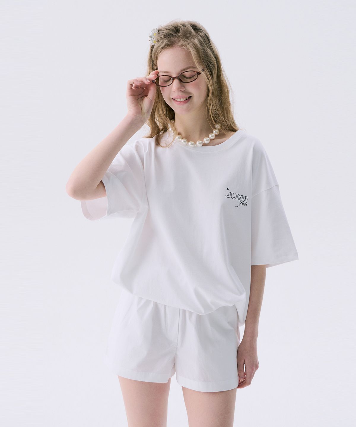 준준스페이스(JUNEJUNE SPACE) VOL11.Basic Logo T_White(VOL11.베이직로고T_화이트)