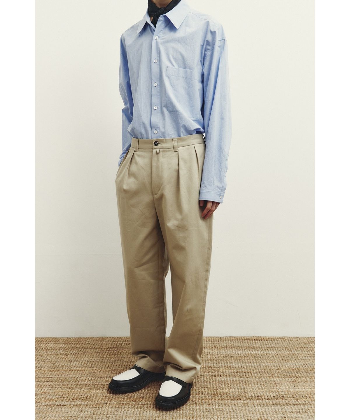 유스(YOUTH) 2-pleated Chino Pants - Beige