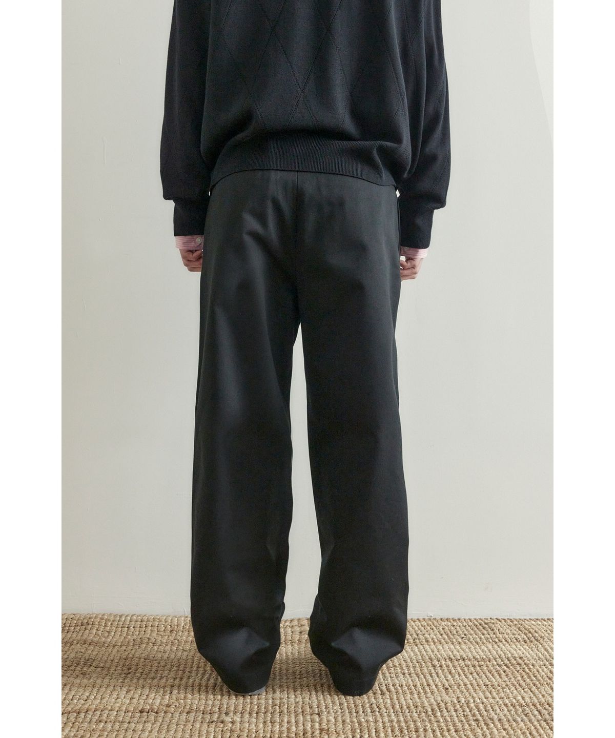 유스(YOUTH) 2-pleated Chino Pants - Black