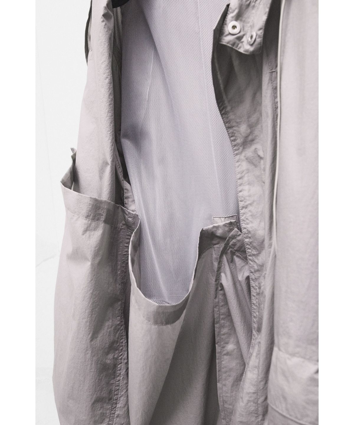 유스(YOUTH) Convertible Windbreaker Coat - Beige