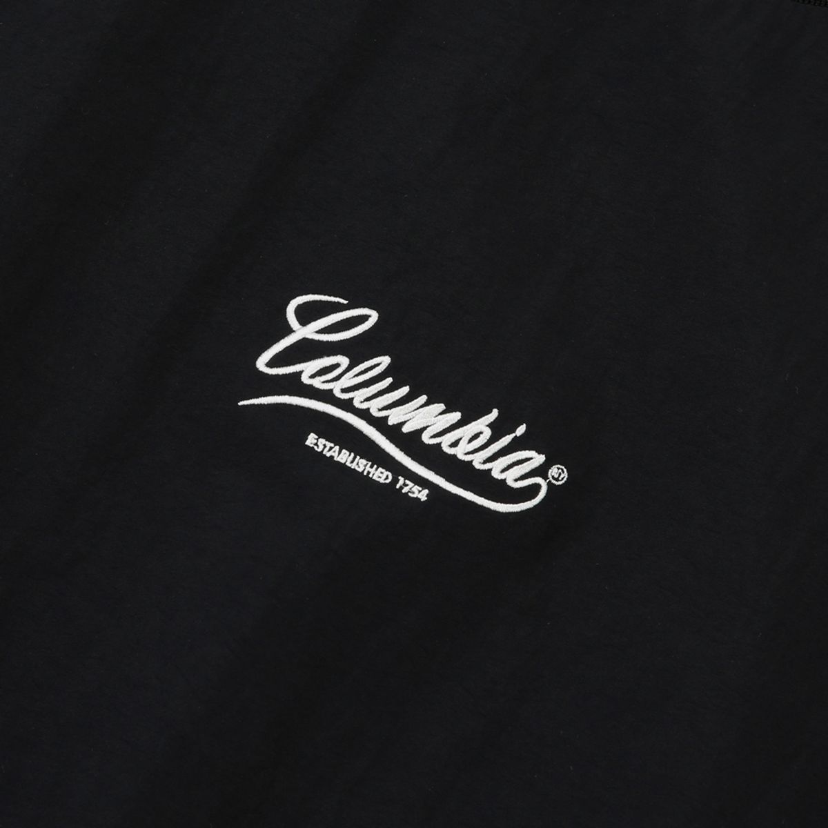 컬럼비아 유니버시티(COLUMBIA UNIVERSITY) NY STREET TAIL LOGO WOVEN S/S T-SHIRTS 블랙