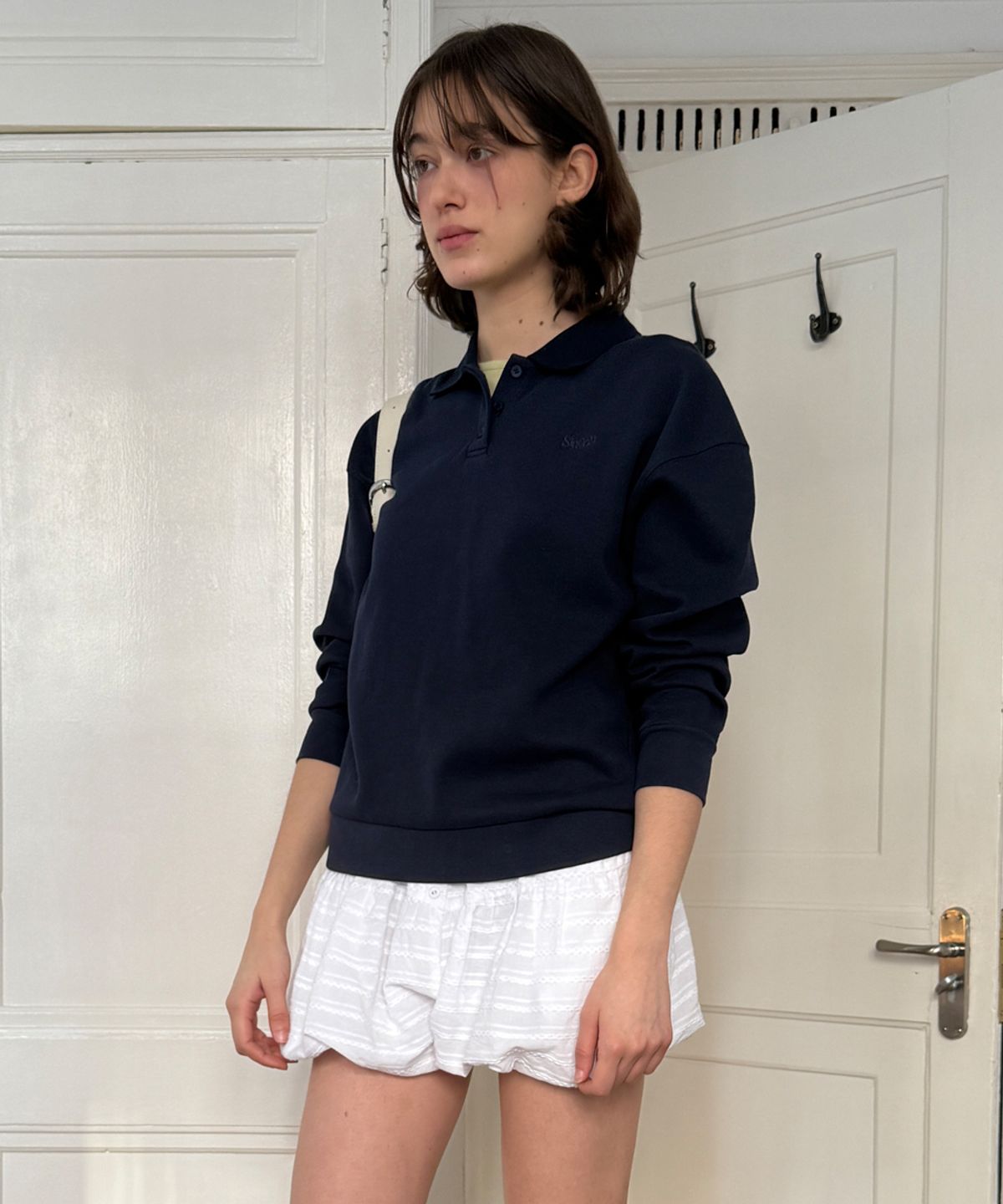 시눈(SINOON) Logo Collar Sweatshirt (Navy)
