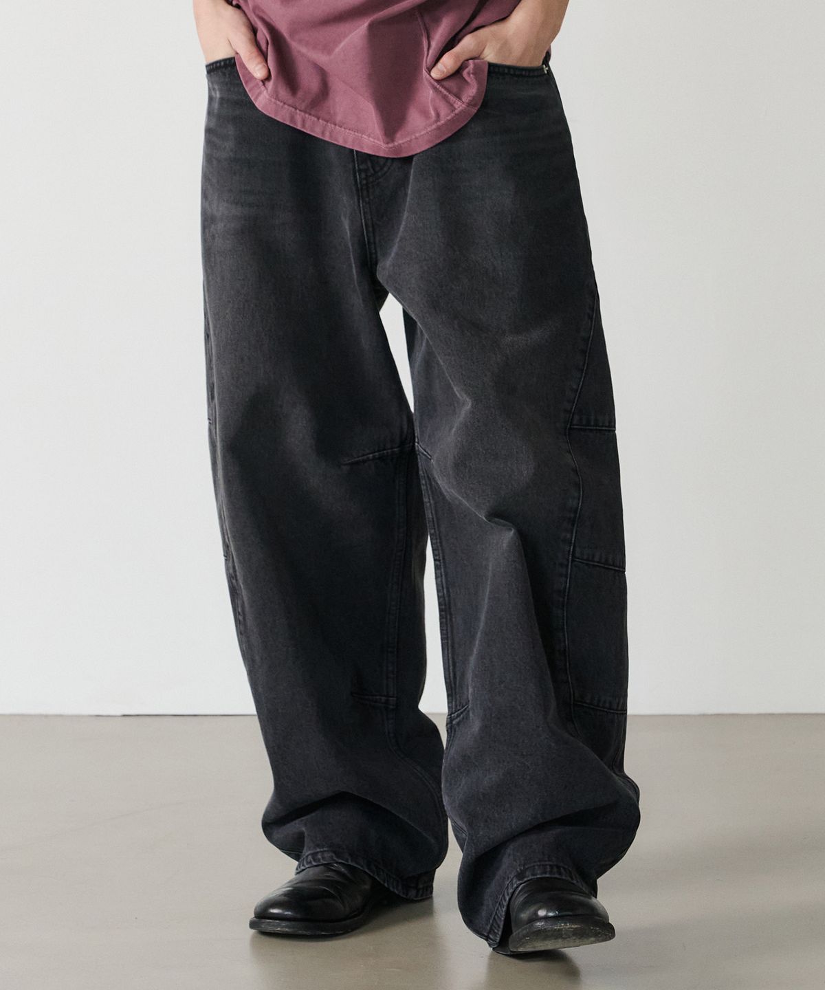 노운(NOUN) sharp corn denim pants (black)