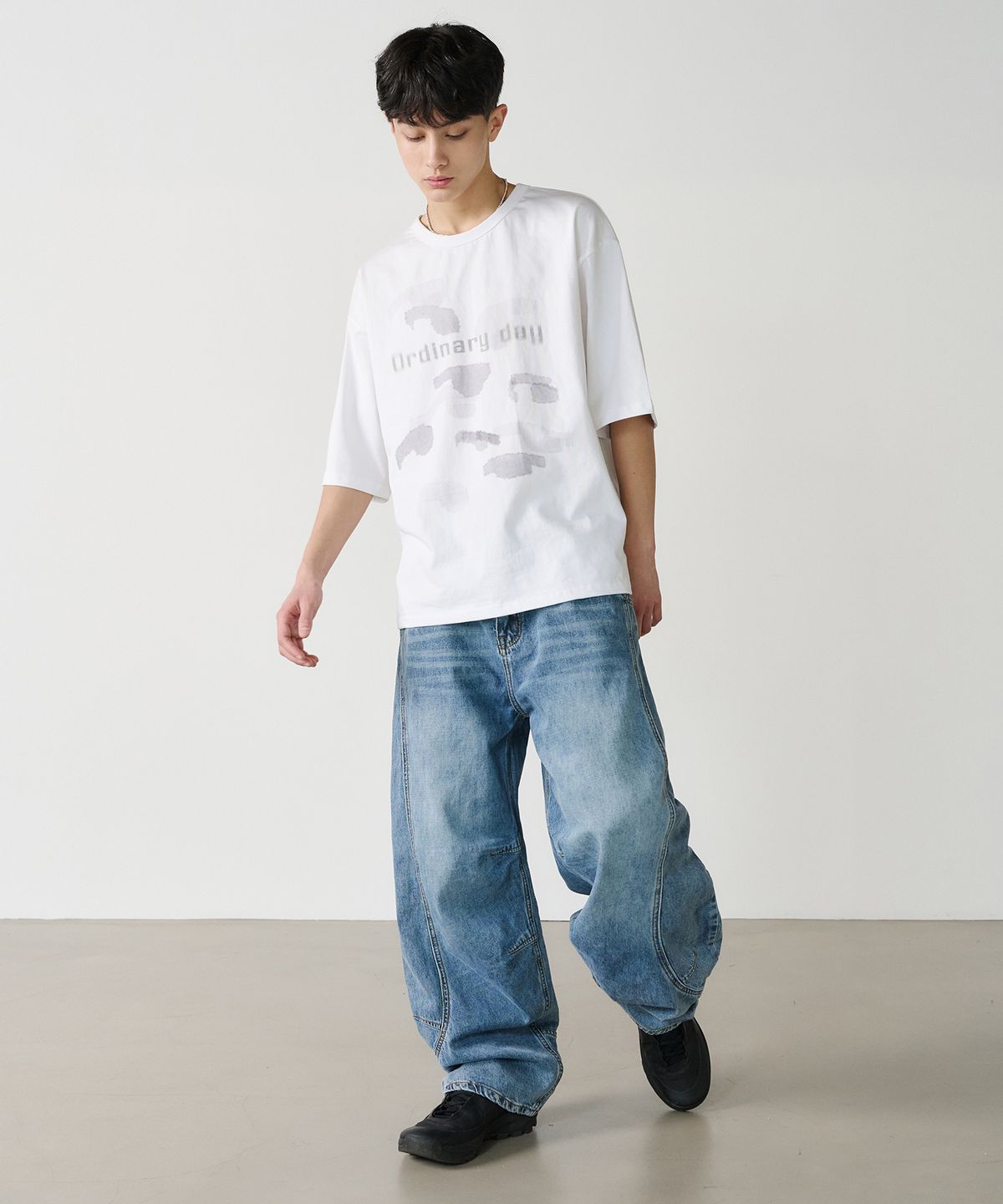 노운(NOUN) ordinary eyes T-shirts (white)