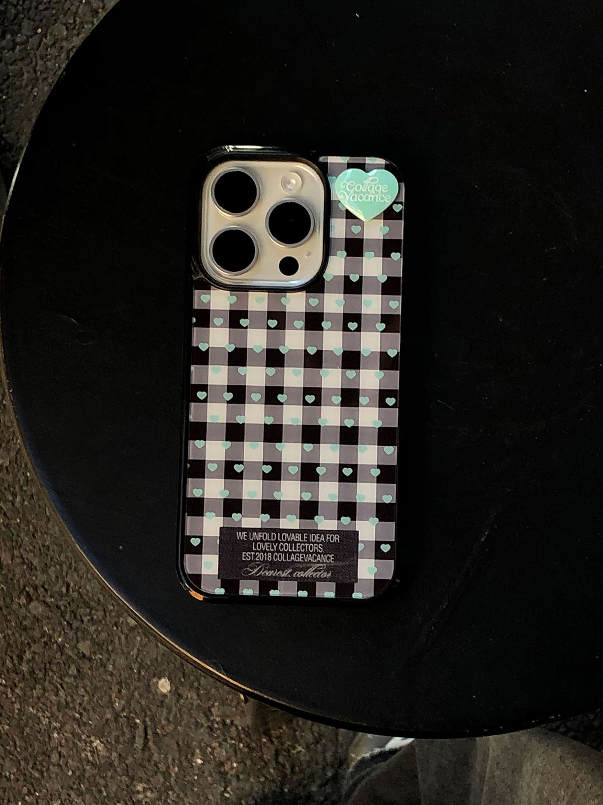 꼴라주바캉스(COLLAGEVACANCE) Heart Logo Pendant Glass Bumper Mint Case -Black (폰케이스)