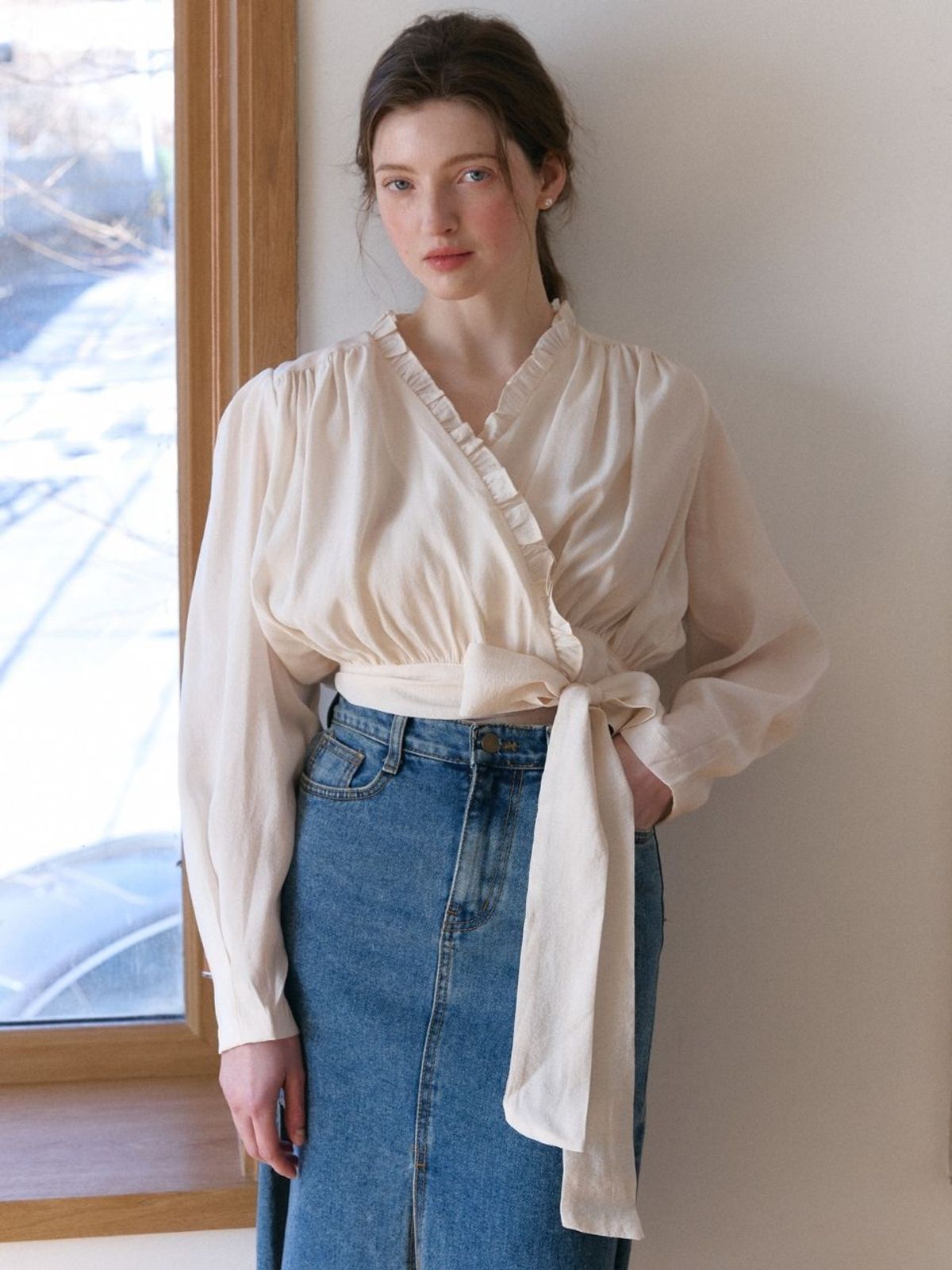 패브릭서울(FABRICSEOUL) muse wrap frill ribbon blouse_ivory