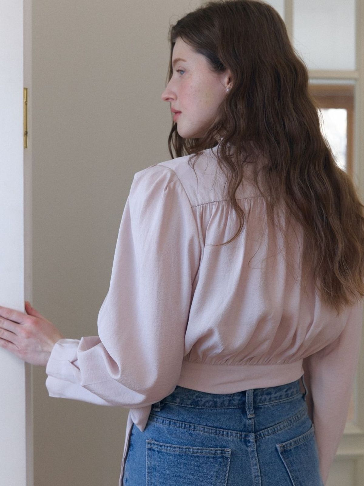패브릭서울(FABRICSEOUL) muse wrap frill ribbon blouse_pale pink