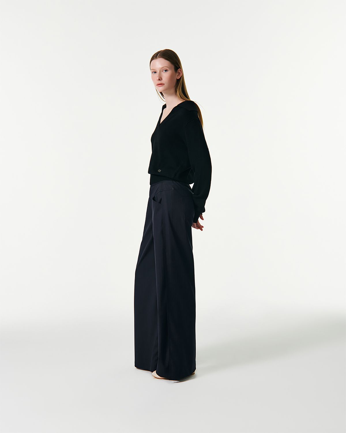 커렌트(CURRENT) BELLA V-NECK PULLOVER KNIT [BLACK]