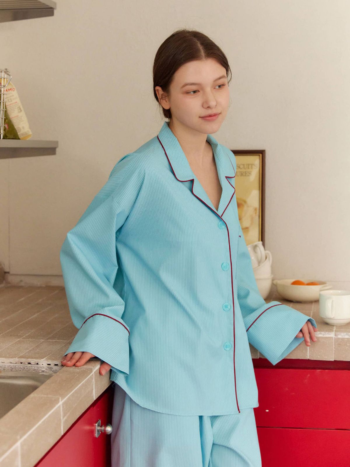 모이페어(MOIFAIRE) (UNI)ALL NIGHT PAJAMA SET / SKYBLUE