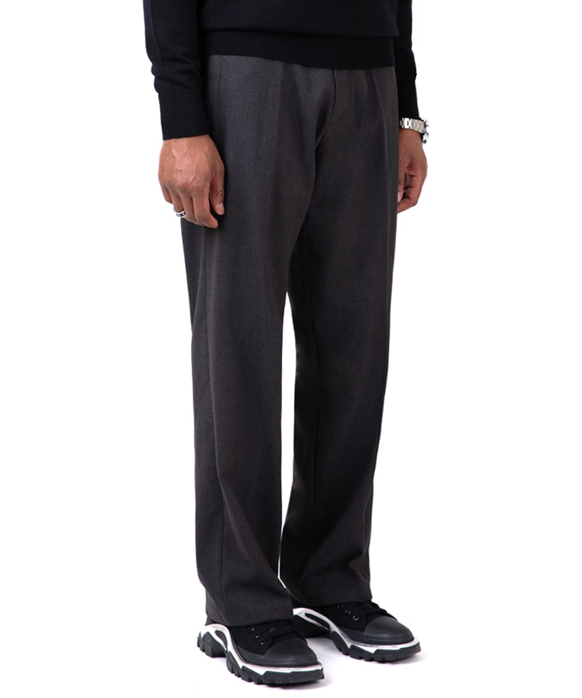 스트라이크(STRIKE) Wool Trousers (DARK GREY)