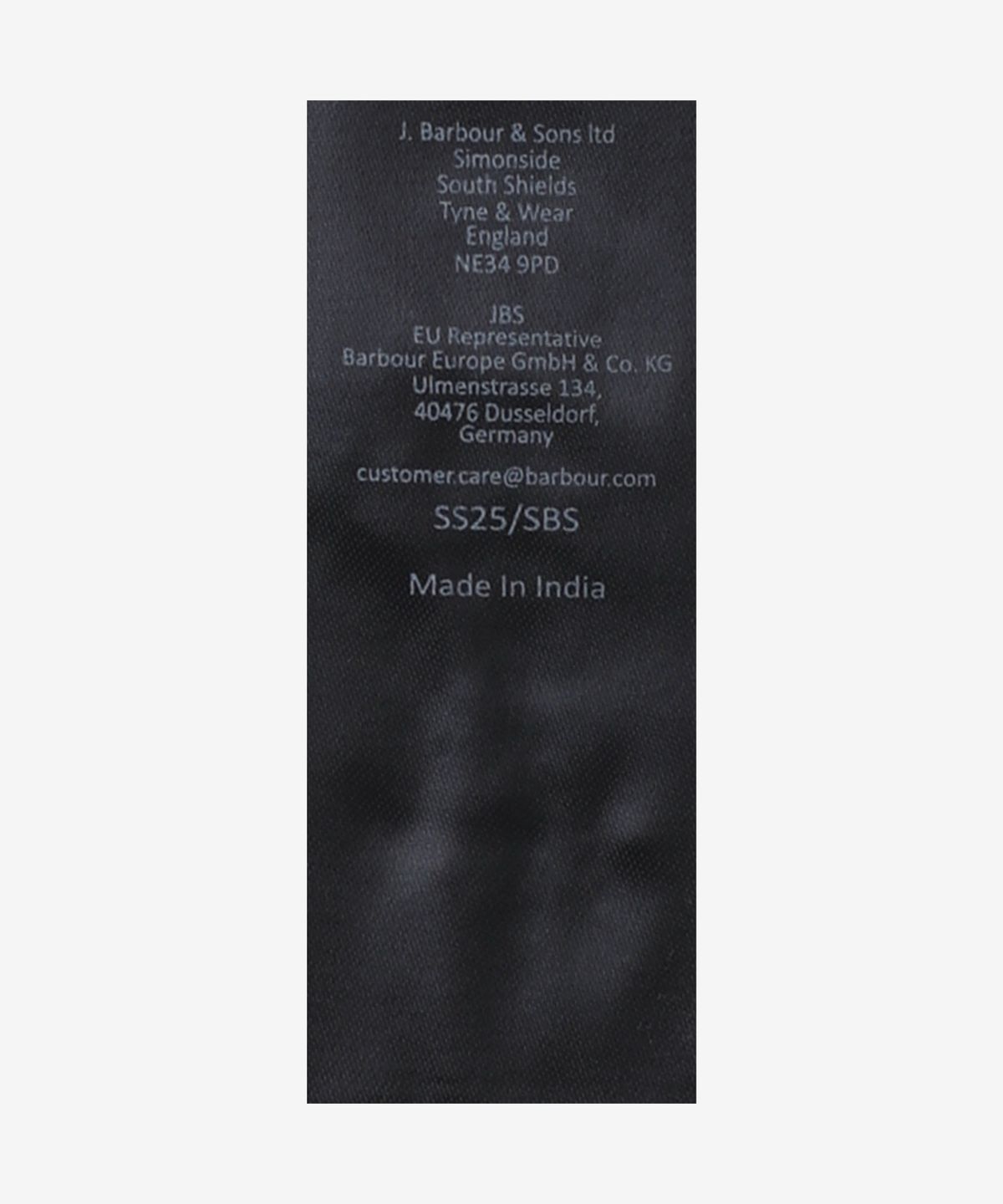 바버(BARBOUR) 인터내셔널 스몰 로고 반소매 티셔츠 - 화이트 / MTS0141WH51