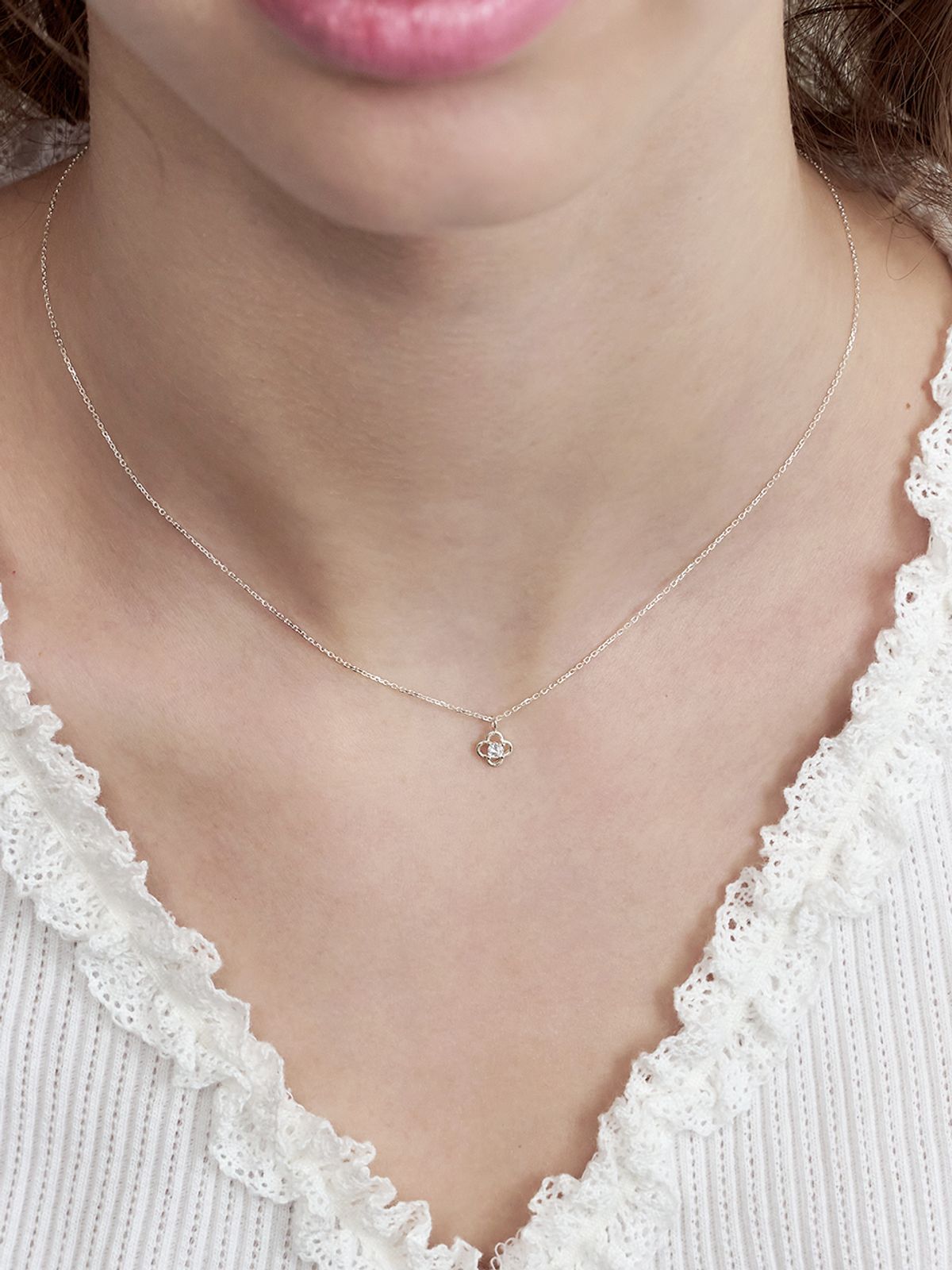 앵브록스(ENGBROX) [silver925] line flower cubic necklace