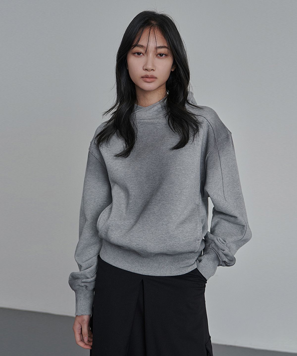이예(YIYAE) Variation Spray Washed Crop Hoodie M.Gray