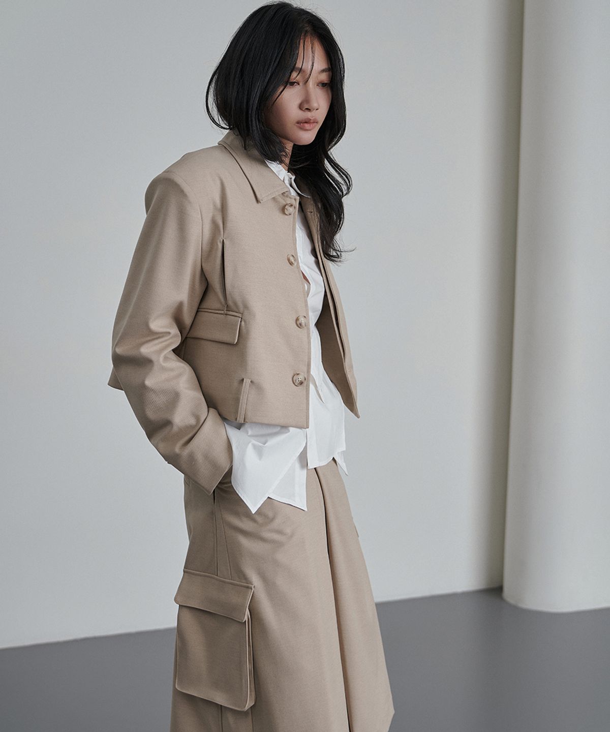 이예(YIYAE) Velé Wool Drift Crop Blouson Beige