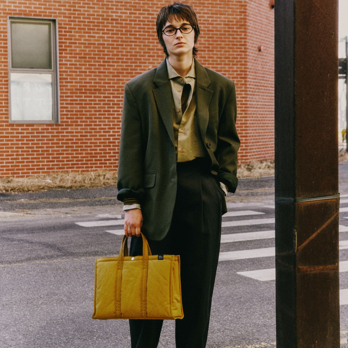 스위치(SWEETCH) TOTE BRIEF 001 WIDE M Dawn Black