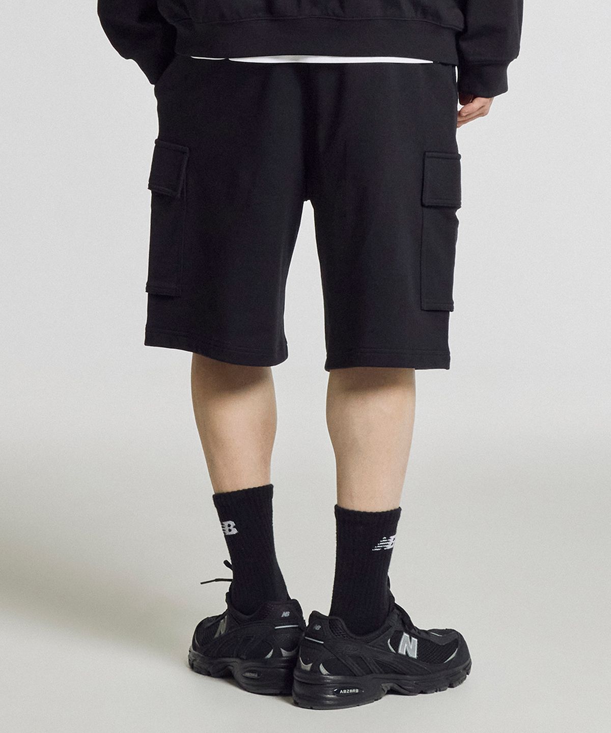 뉴발란스(NEW BALANCE) NBNVG31433 / UNI 헤리티지 5.5부 카고 쇼츠 (BLACK)