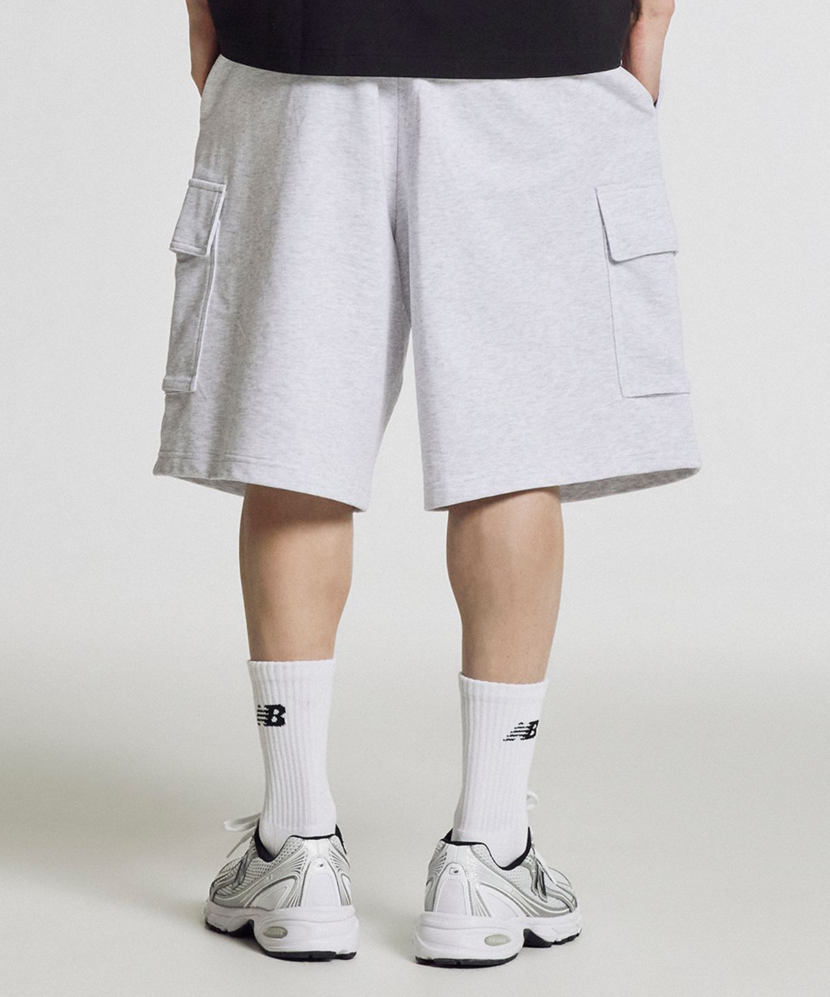 뉴발란스(NEW BALANCE) NBNVG21433 / UNI 헤리티지 5.5부 카고 쇼츠 (LIGHT GRAY)