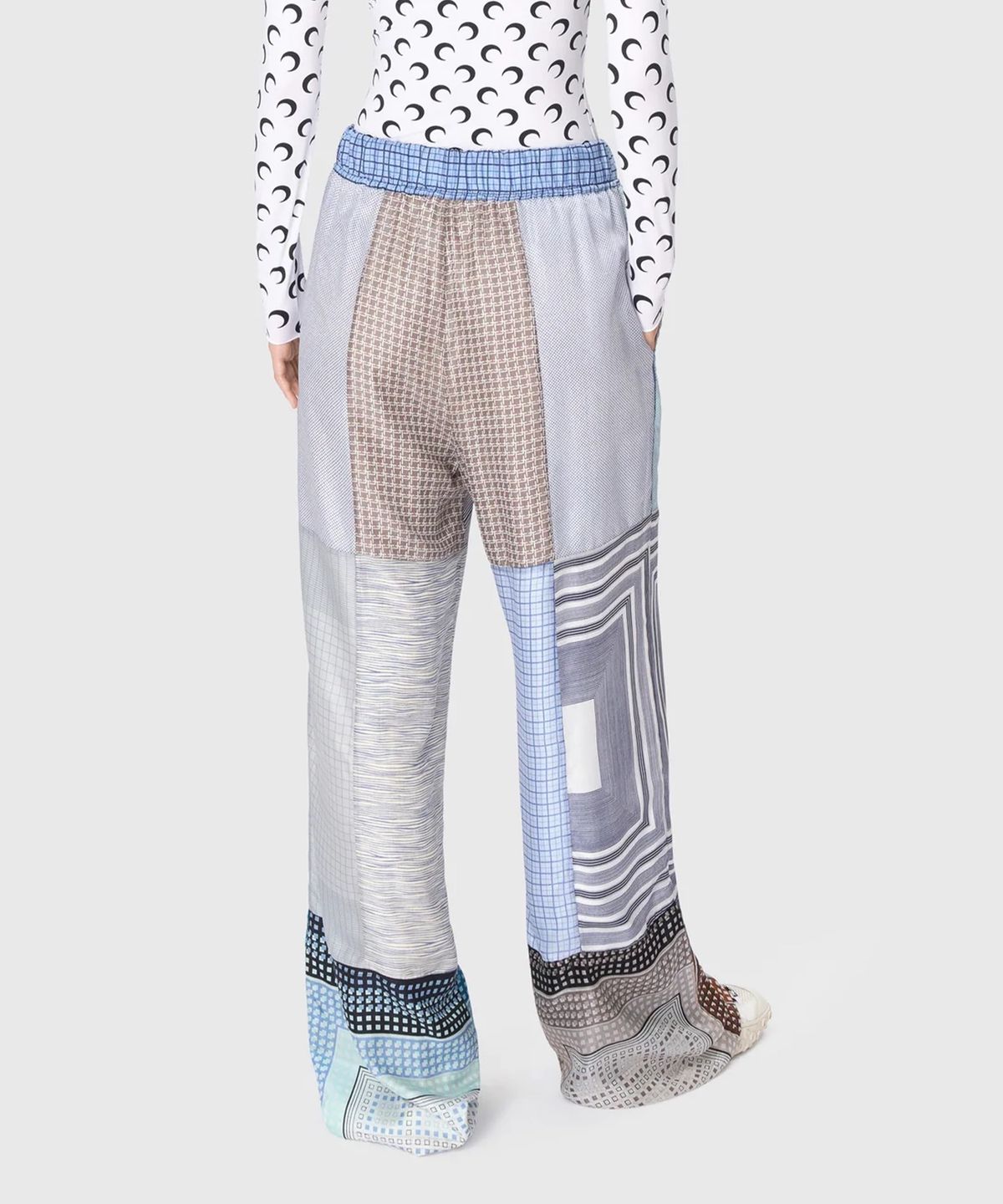 마린 세르(MARINE SERRE) (U) 리제너레이티드 실크 스카프 드로우스트링 트라우저 멀티 REGENERATED SILK SCARVES DRAWSTRING TROUSERS MULTICOLOR
