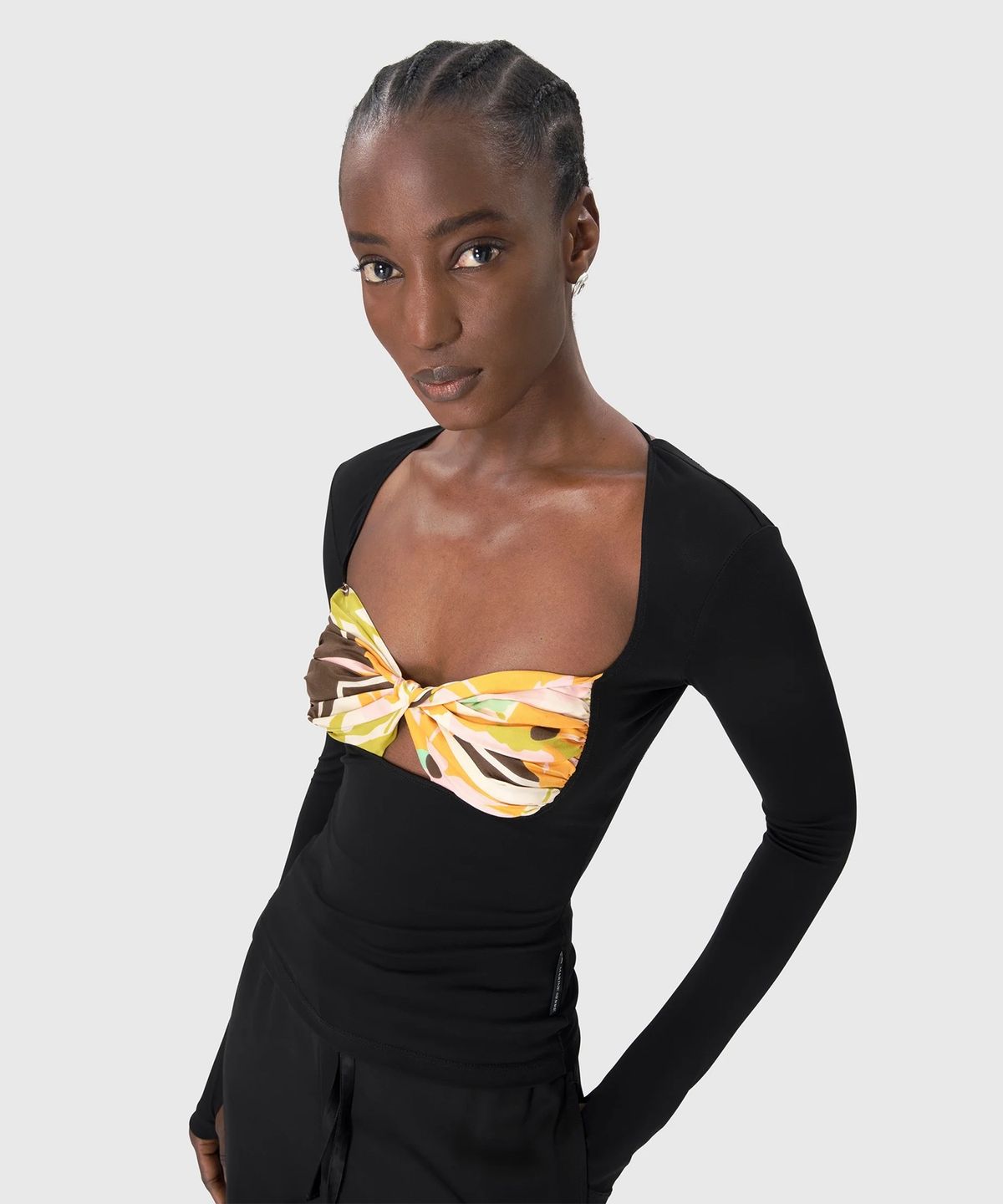 마린 세르(MARINE SERRE) (W) 리제너레이티드 실크 스카프 드레이프 탑 멀티 REGENERATED SILK SCARVES DRAPED TOP MULTICOLOR