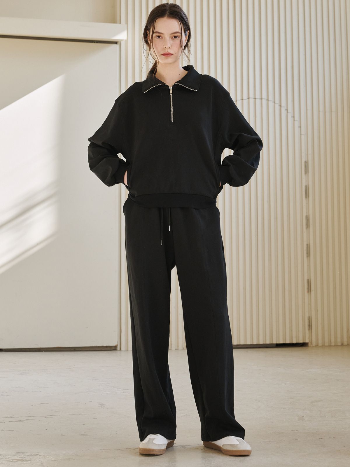 누브(NOUVE) 와이드 핀턱 밴딩 팬츠 - 블랙 / Wide Pintuck Banding Pants - Black