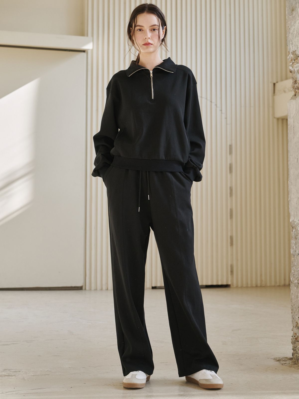 누브(NOUVE) 와이드 핀턱 밴딩 팬츠 - 블랙 / Wide Pintuck Banding Pants - Black