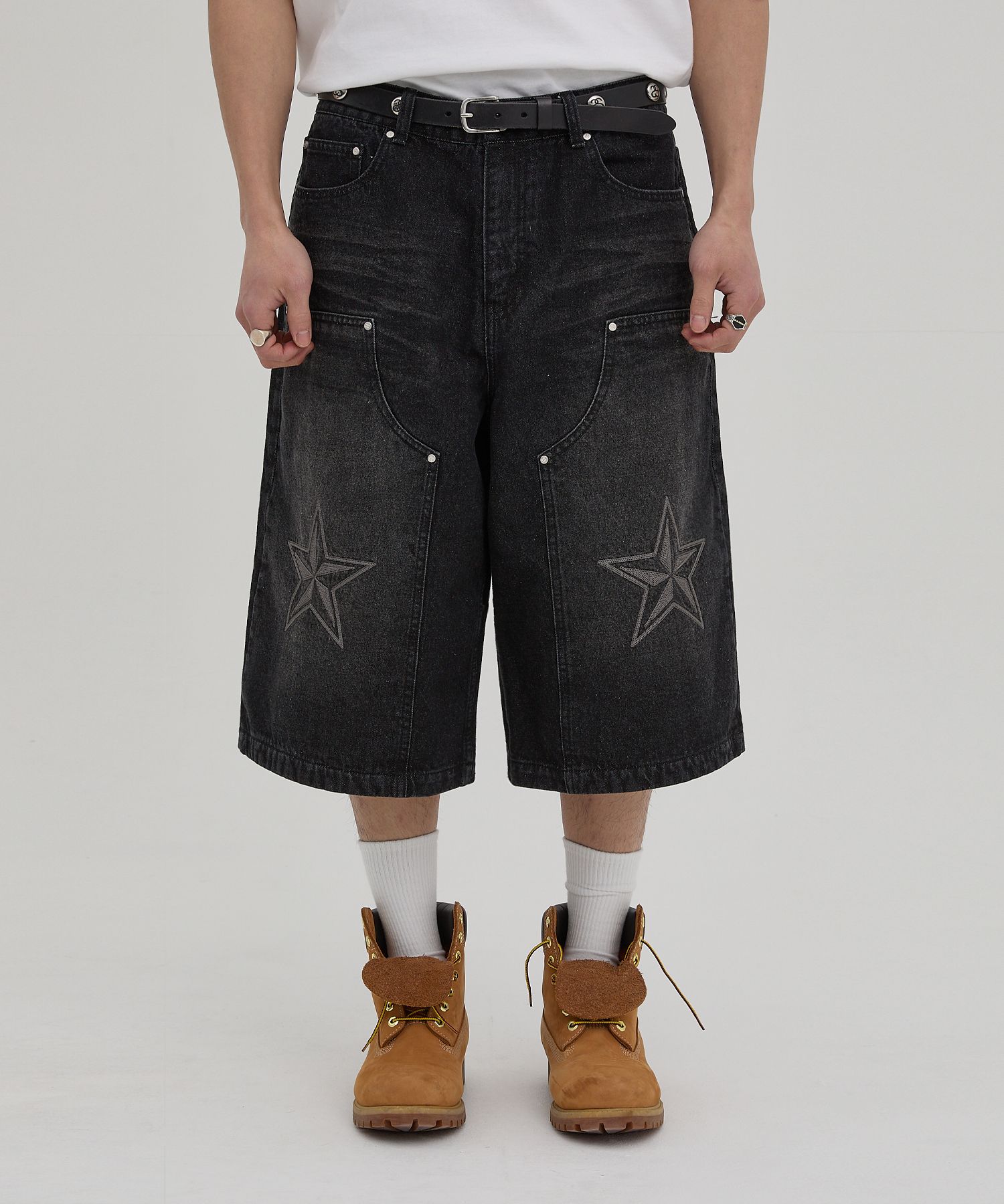 MUSINSA | HOODHOOD Star Logo Carpenter Bermuda Pants Black