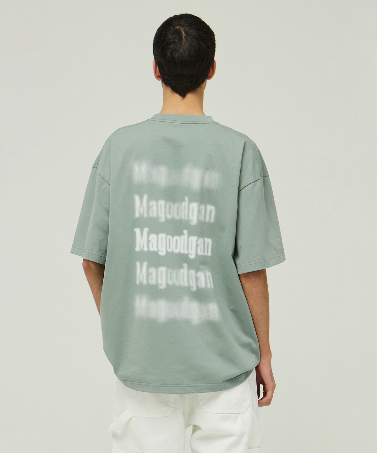 맥우드건(MAGOODGAN) 스웩버 3547 백아트 오버핏 카키 반팔티