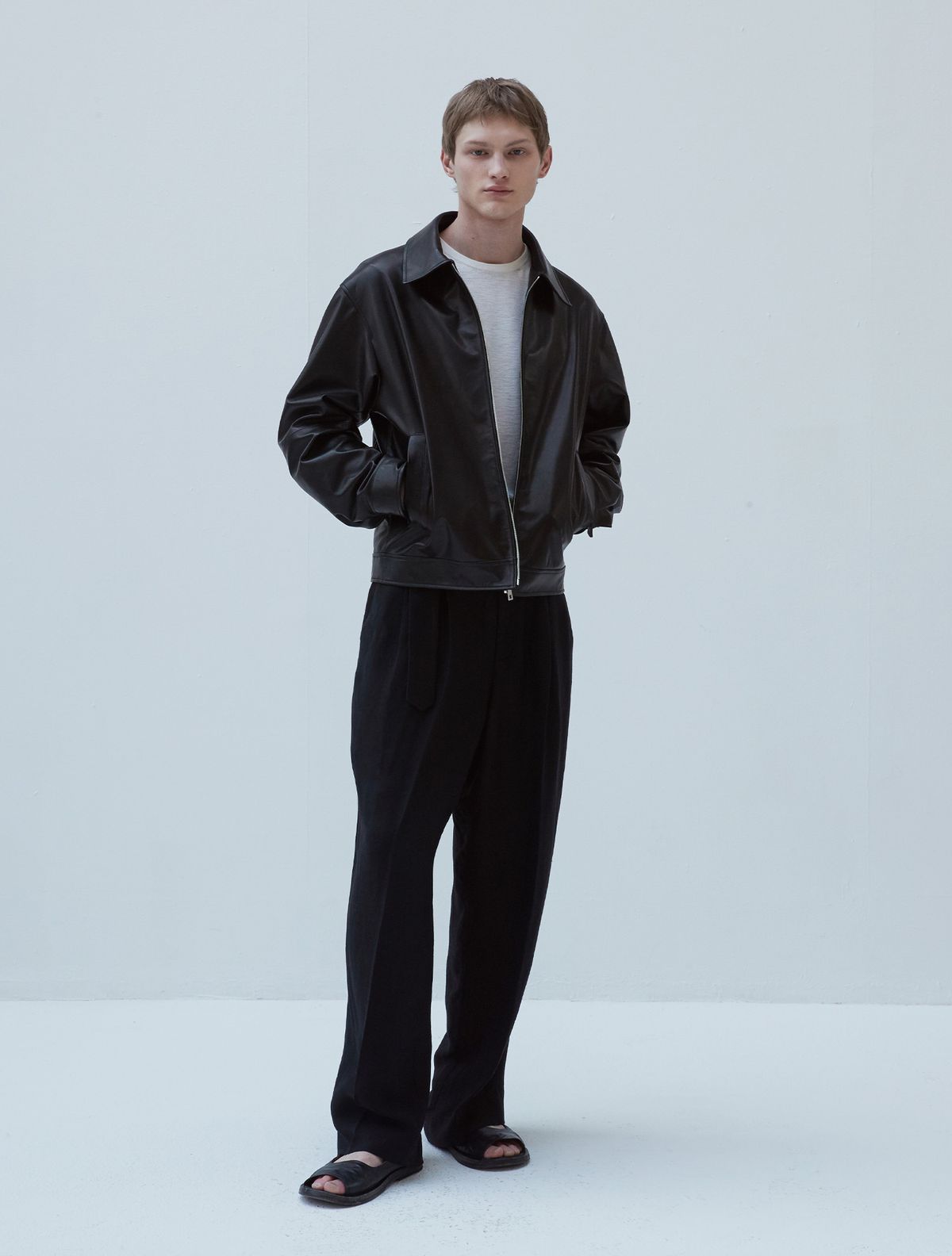 베르데마르(VERDEMAR) European Lambskin Overfit Minimal Blouson