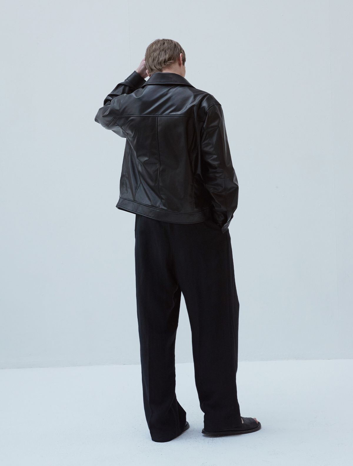 베르데마르(VERDEMAR) European Lambskin Overfit Minimal Blouson