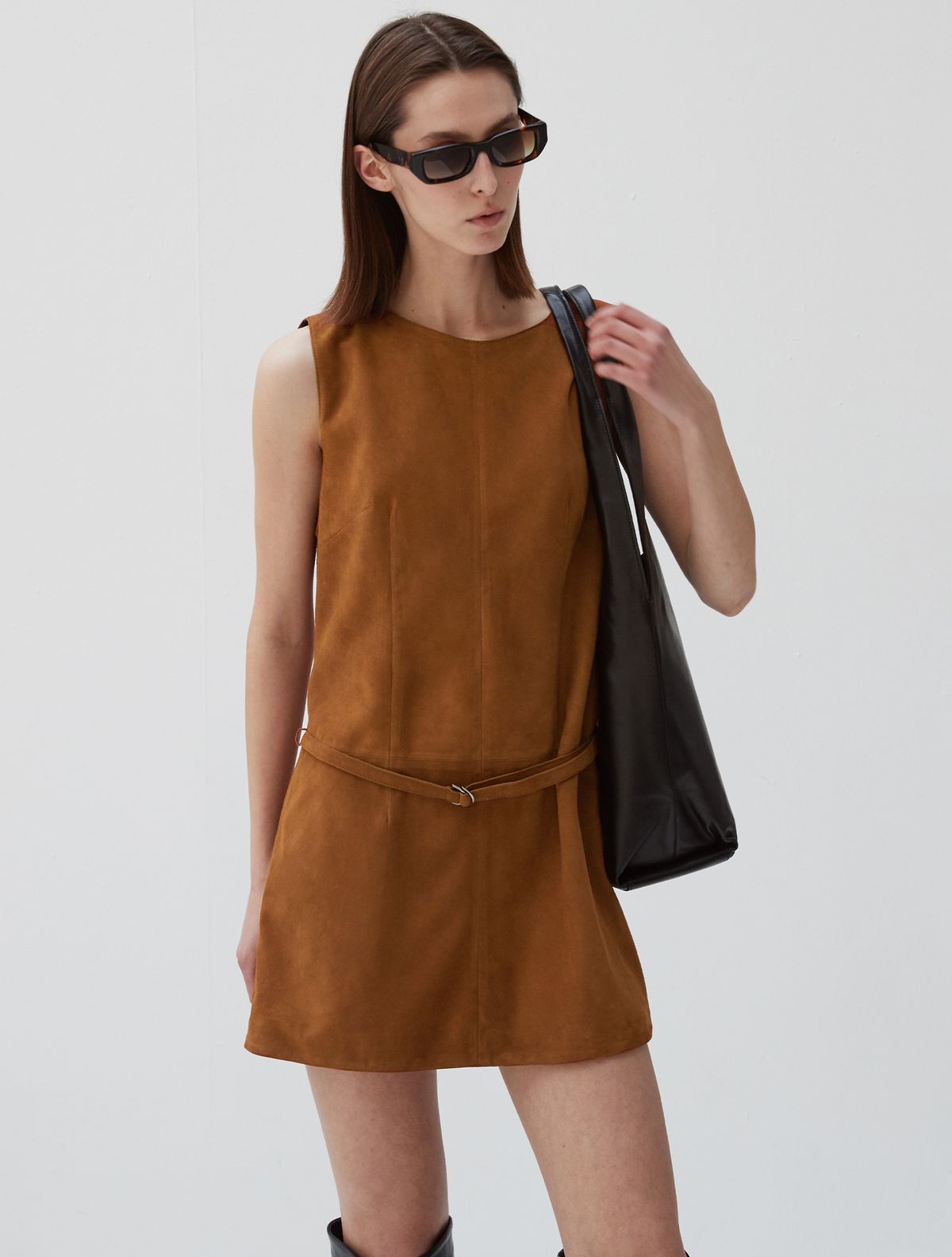 베르데마르(VERDEMAR) Italian suede Belted Dress_Camel
