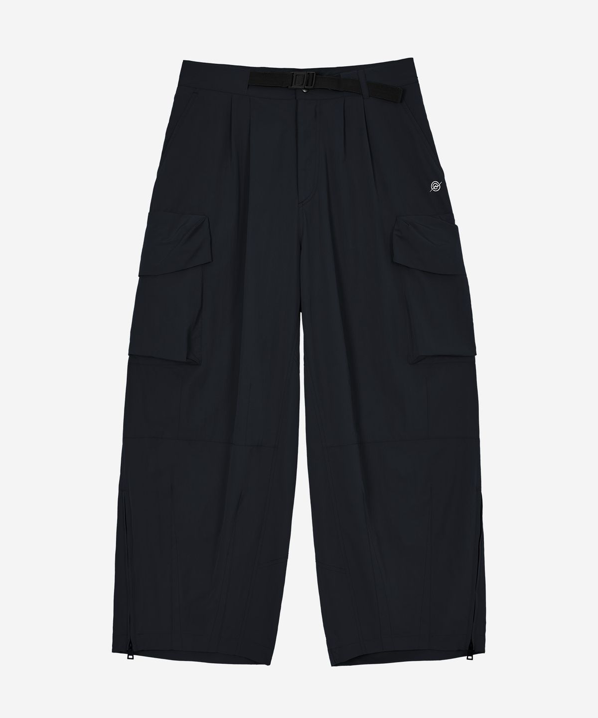 칼라파타르(KALAPATTHAR) Wide Balloon Ankle Zip Belted Cargo Pants - BLACK